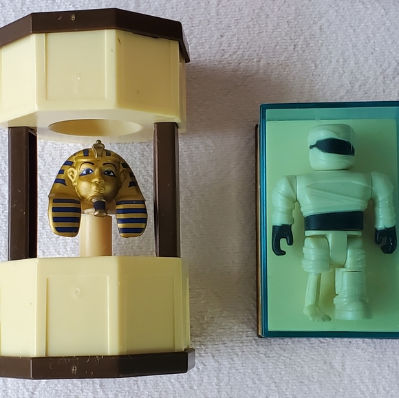 The Abominator, Roblox Action Collection Jailbreak, Roblox Zombie Attack Playset - Picture 13 of 16